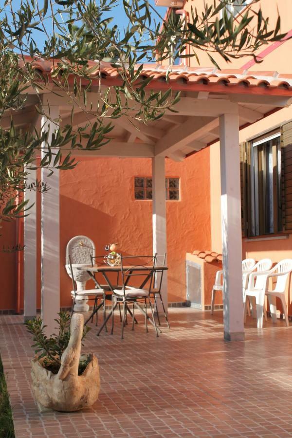 Da Martina Villa Domusnovas ภายนอก รูปภาพ